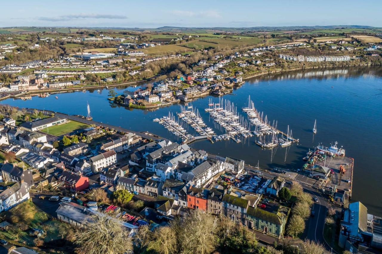 The Town House Kinsale, Hosted By Exquisite Holiday Homes, Sleeps 16 Extérieur photo