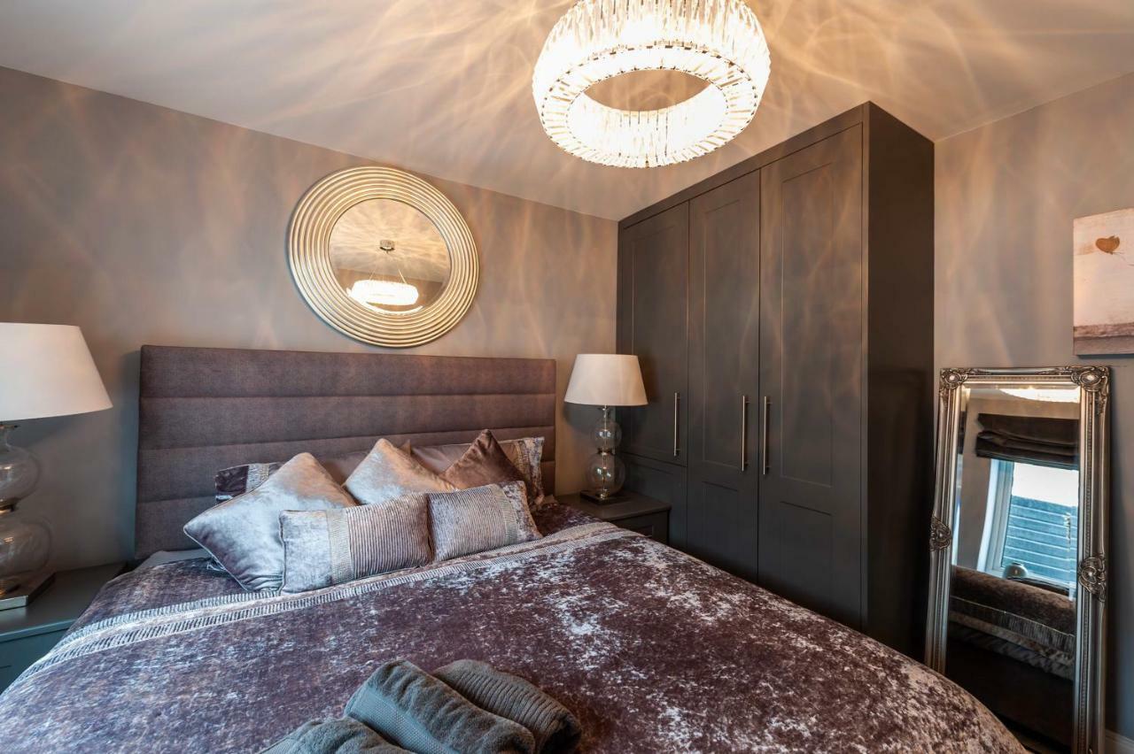 The Town House Kinsale, Hosted By Exquisite Holiday Homes, Sleeps 16 Extérieur photo