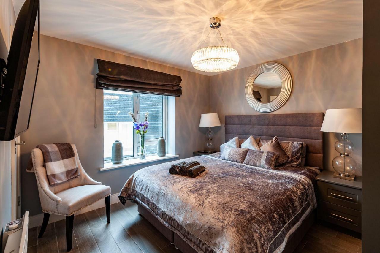 The Town House Kinsale, Hosted By Exquisite Holiday Homes, Sleeps 16 Extérieur photo