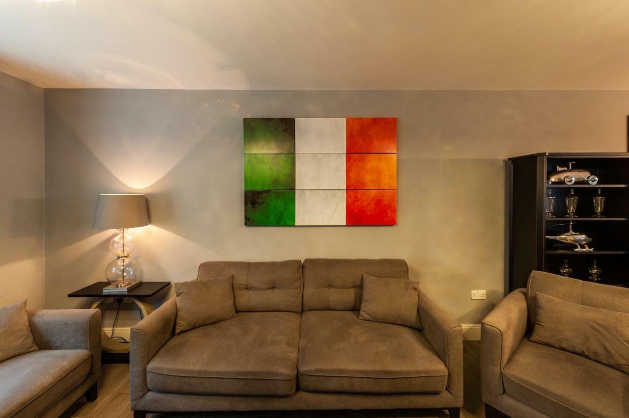 The Town House Kinsale, Hosted By Exquisite Holiday Homes, Sleeps 16 Extérieur photo